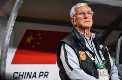 阿根廷中场加盟中超球队，重掌主帅麾下的简单介绍